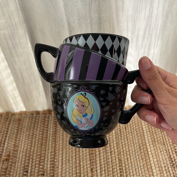🩵🍄Alice in wonderland mug cup coffee cup new Disney mug - Picture 3 of 5